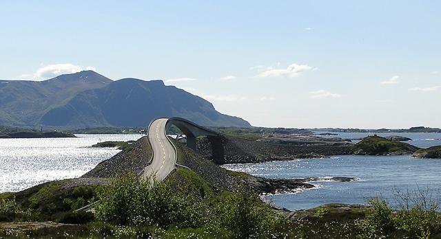 Storseisundet Bridge